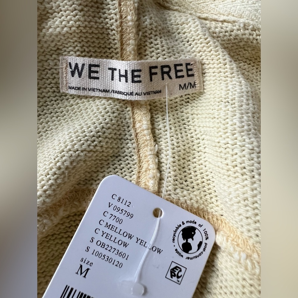 We The Free Speed Drive Hooded Long Sleeve NWT Size M in Mellow Yellow - Picture 5 of 7